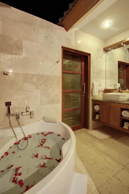 Villa Alu Lima Семиньяк Экстерьер фото